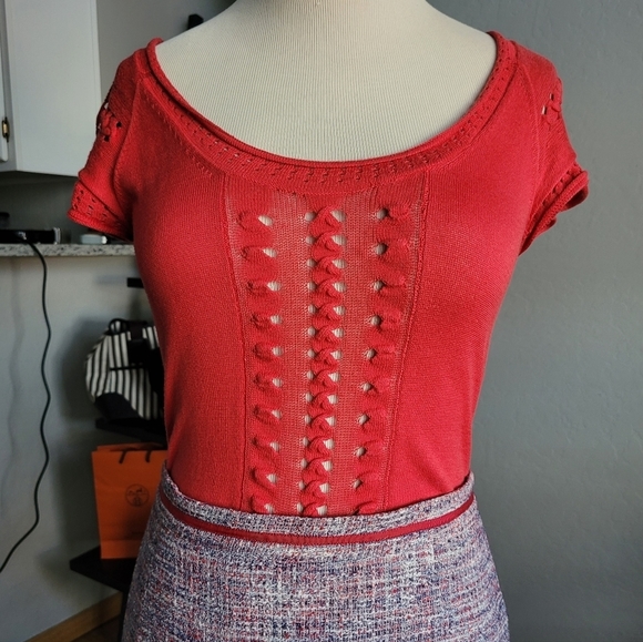 CAROLINA Herrera knit top short sleeve  scoop neck red sweater - Picture 10 of 11